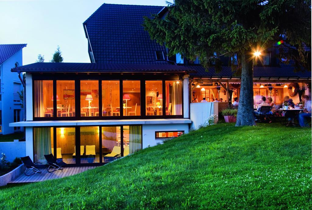 Schlegelhof Hotel Kirchzarten Exterior photo